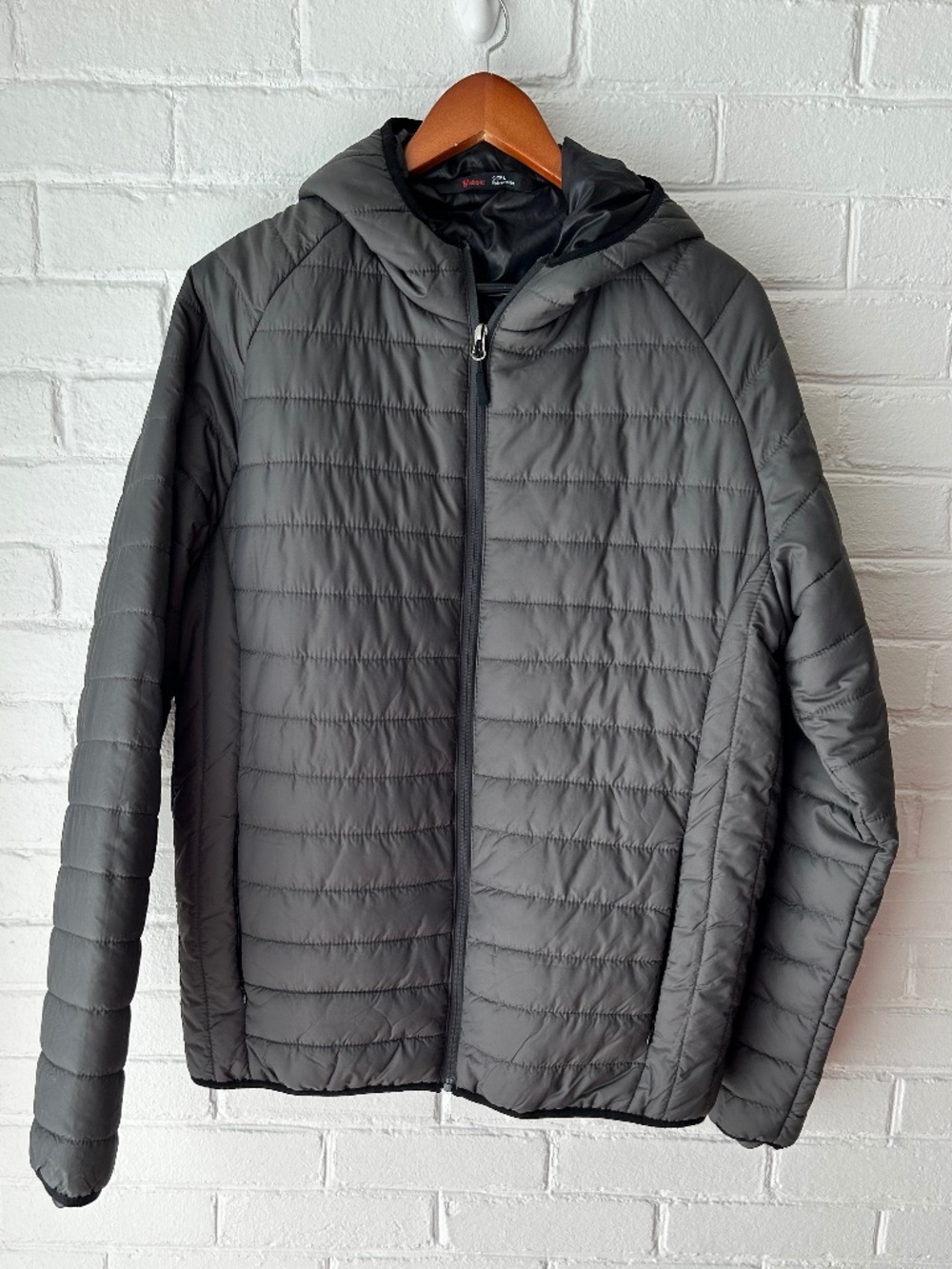 Stoic Men's Hooded Quilted Puffer Jacket Gray Large - NWOT